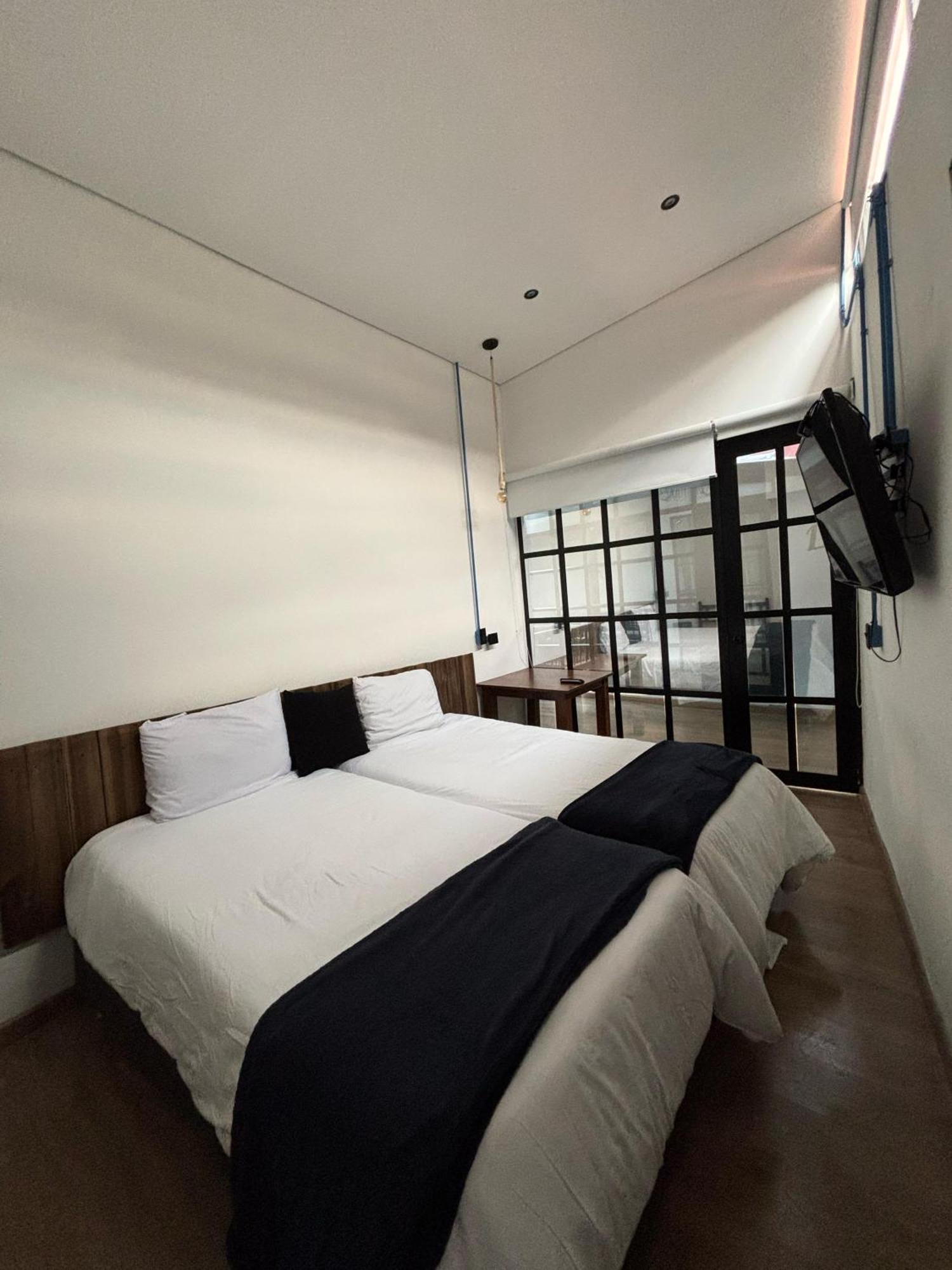 Hotel Quinta Bolivar Bogota Bagian luar foto